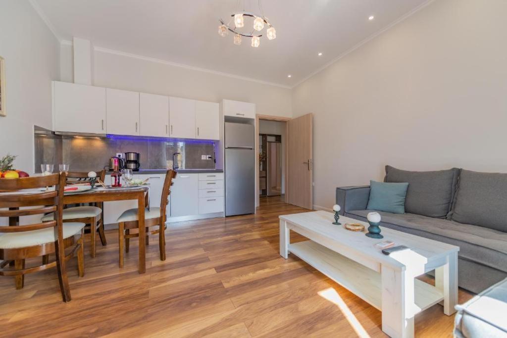 Luxurious Apartament